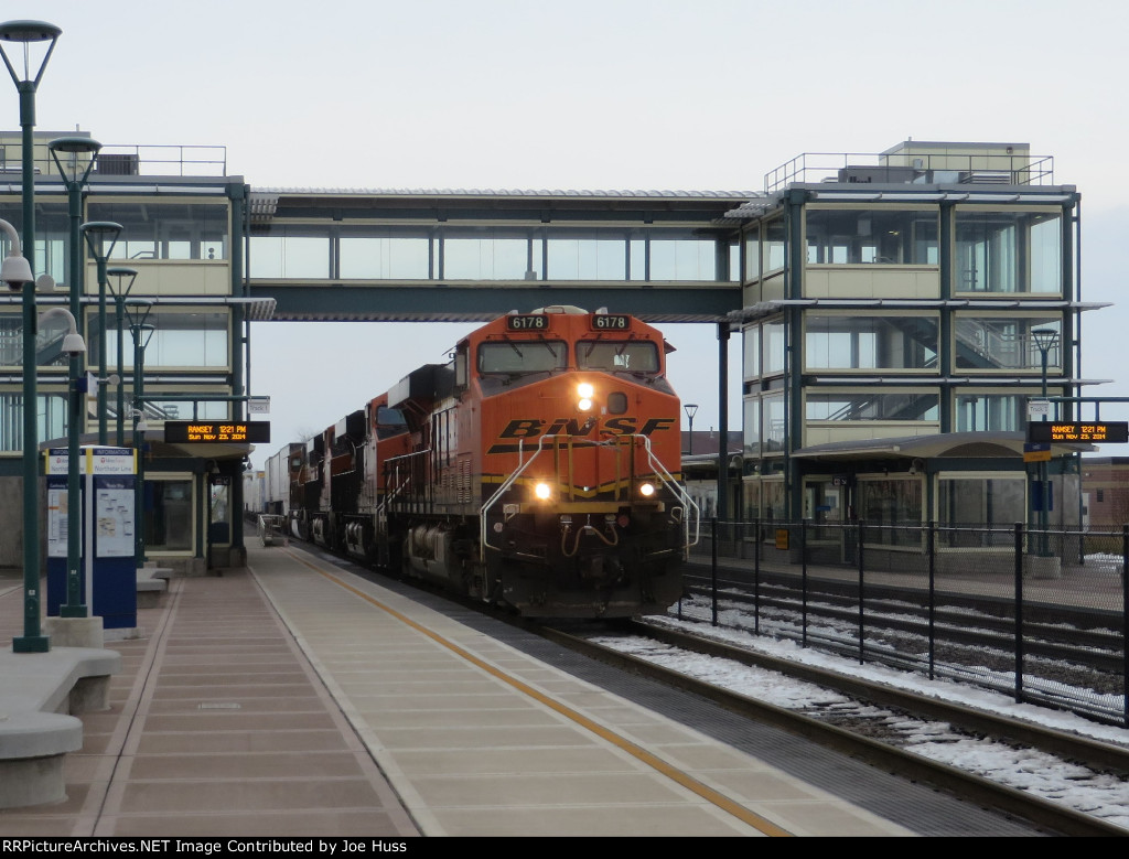 BNSF 6178 West